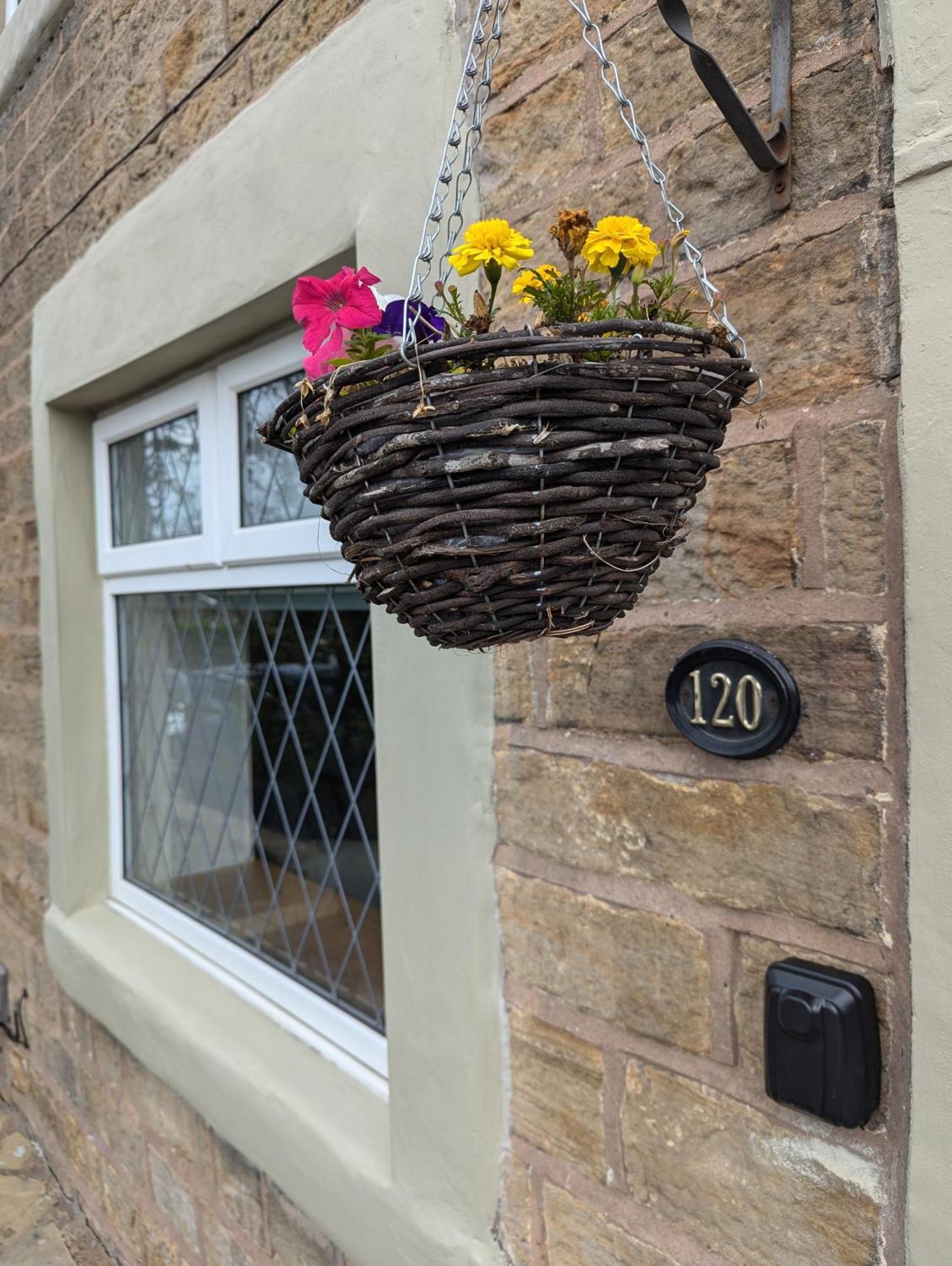 Pendle View Cottage Brierfield Exteriör bild